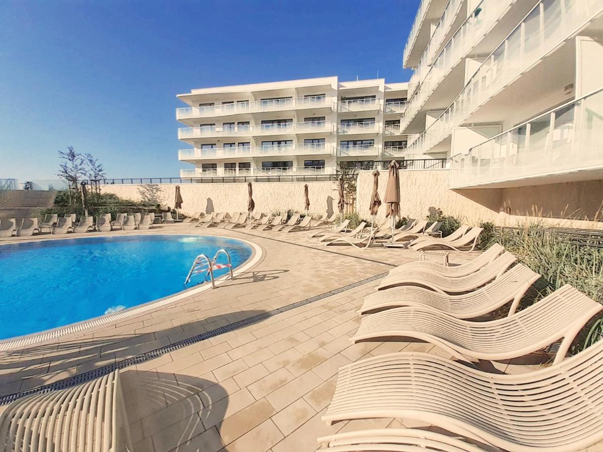 Lulu Apartments - Finn - Apartament 3Pokojowy Polanki Aqua, Basen Silownia I Garaz W Cenie Kołobrzeg Exterior foto